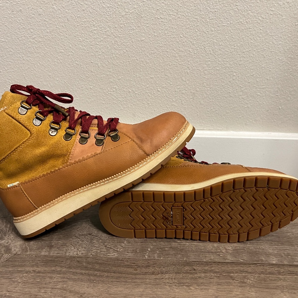 Women’s 6.5 Leather Boots - Waterproof and adventure ready!